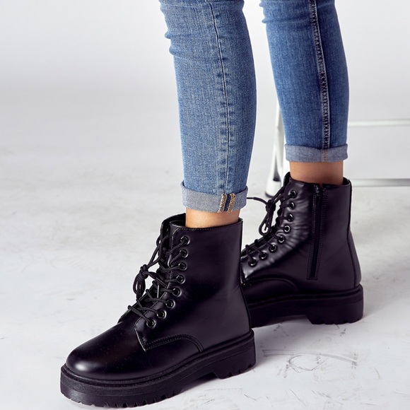 Black platform combat lug boots - Picture 6 of 8